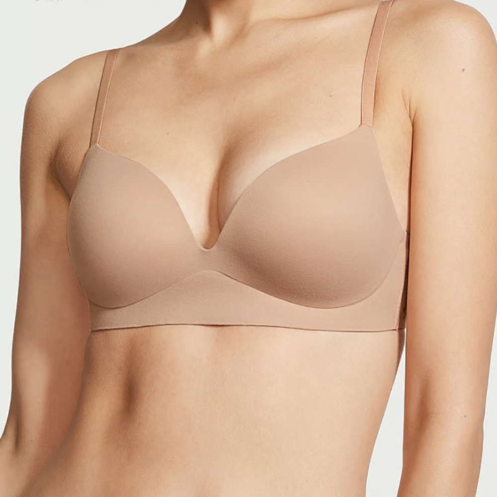 Victoria's Secret "Incredible" wireless push up bra, 36B, color Nude.